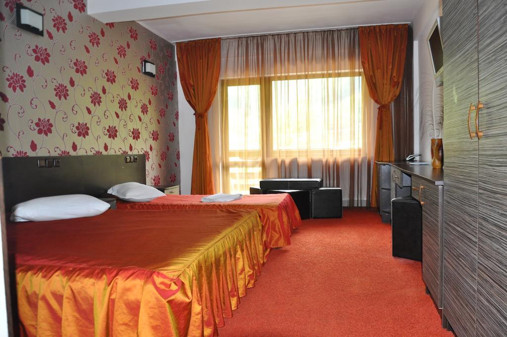 Pensiunea Valahia Brezoi Habitación foto