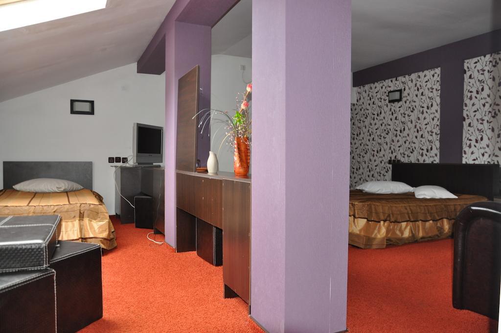 Pensiunea Valahia Brezoi Habitación foto
