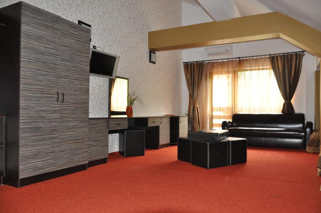 Pensiunea Valahia Brezoi Habitación foto