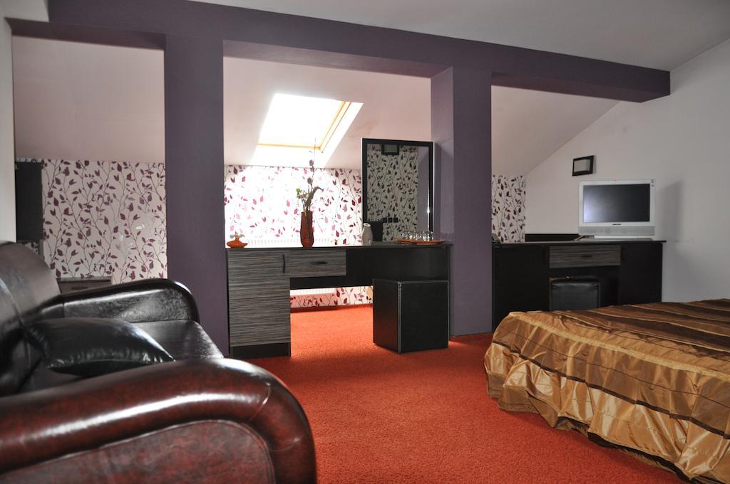 Pensiunea Valahia Brezoi Habitación foto
